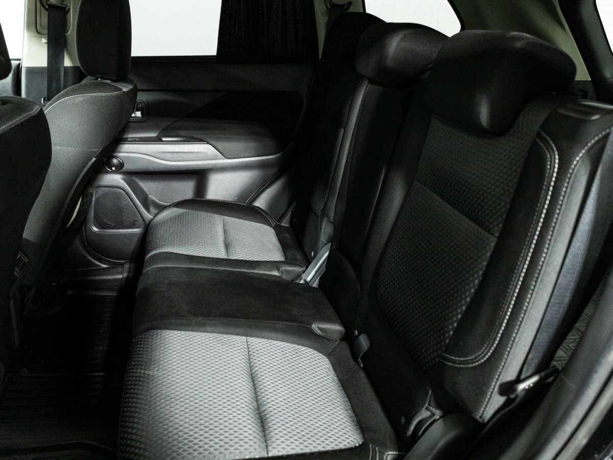 Купить Митсубиши Оутлэндер, 2018, 148 747 км.. Фото: #9