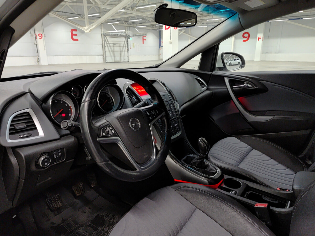 Купить Опель Астра, 2013, 180 852 км.. Фото: #15