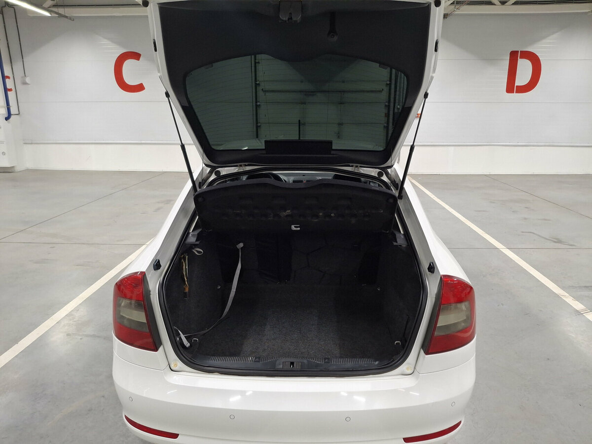 Купить Шкода Октавия, 2012, 220 524 км.. Фото: #9